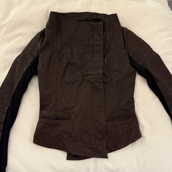 Brown Leather Jacket by Graham & Spencer, Size XS - Picture 6 of 8
